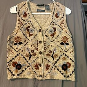 Vintage KURANDA hand embroidered vest